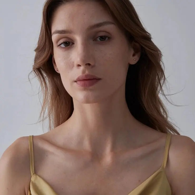 Lucky Horseshoe Dainty Stud Earrings - Golden Hour BoutiqueEarrings