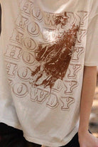Howdy Western Vintage Graphic Tee - Golden Hour BoutiqueGraphic Tees