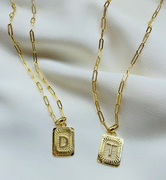 Gold Letter Plate Linked Necklace